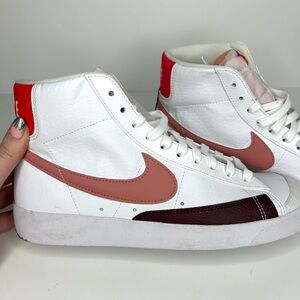 Women's Athletic Nike Blazer Mid '77 White/Adobe-Red Stardust-Sail Habanero 11